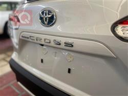 تۆیۆتا کۆرۆلا کرۆس